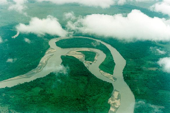 Un canal sinuoso, Río Meta, Colombia.