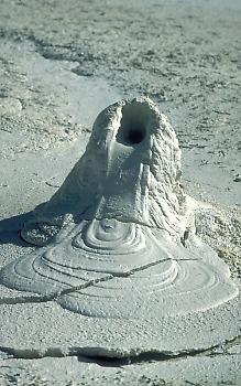  Mud volcano in the Norris Geyser Basin, Yellowstone National Park, Wyoming. The mud volcano is about 40 cm tall